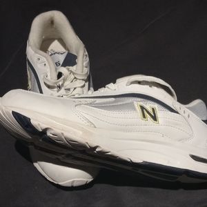 New Balance size 9 women shoe. New without tags though but my write never wore.